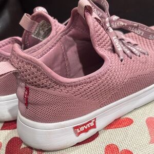 Levi's Dusty Pink Women's Sneakers